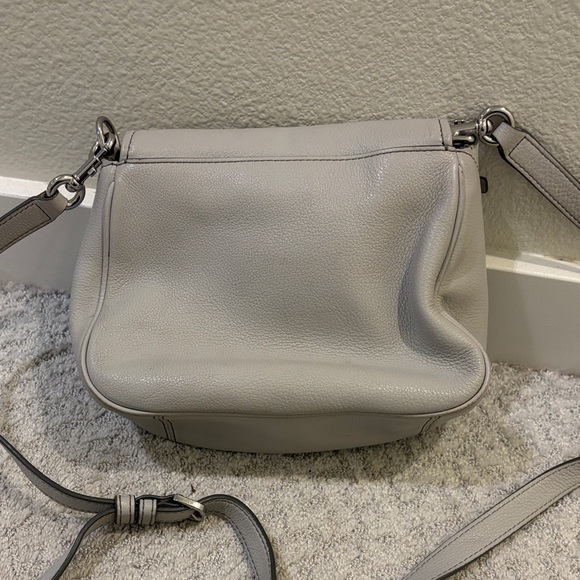 Marc Jacobs Light Gray Crossbody Bag - Picture 7 of 7